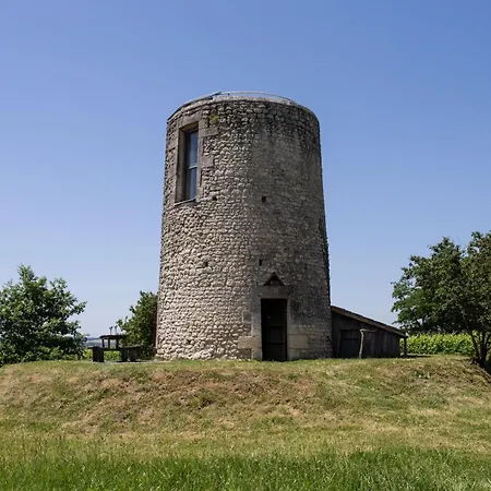 Дом отдыха Le Moulin De La Garenne *